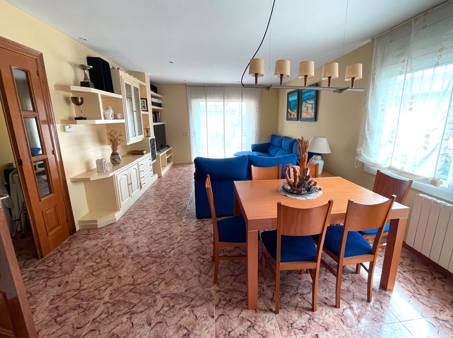 Sala d'estar de Casa o xalet de lloguer en El Masnou amb Aire condicionat, Calefacció i Jardí privat