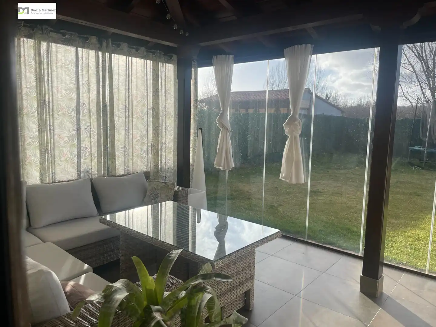 Xalet amb jardí en venda a Villaquilambre, imagen 3