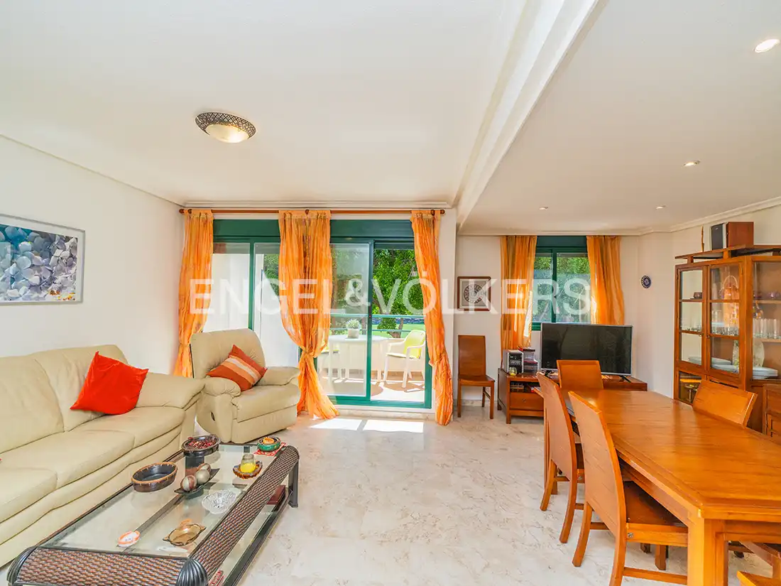 Exterior view of Detached homes for rent in Alicante / Alacant  with Air Conditioner, Heating and Private garden