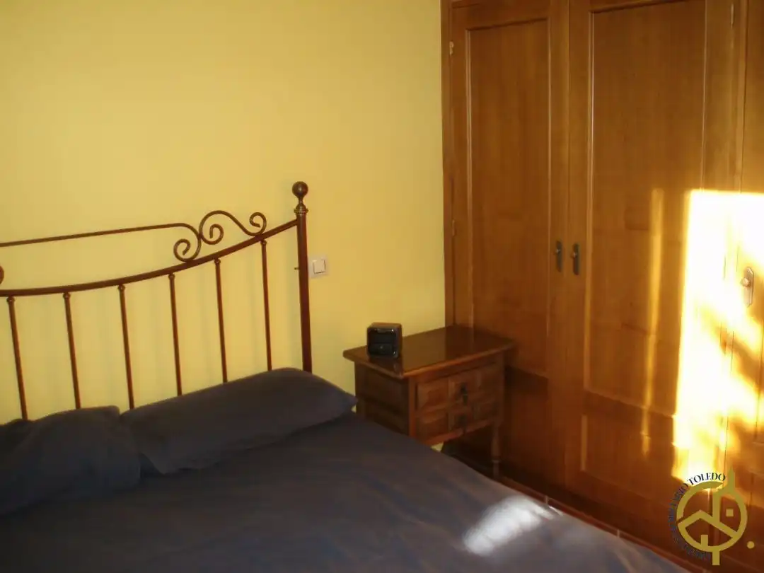 Bedroom of Houses for sale in Nambroca  with Air Conditioner, Heating and Private garden