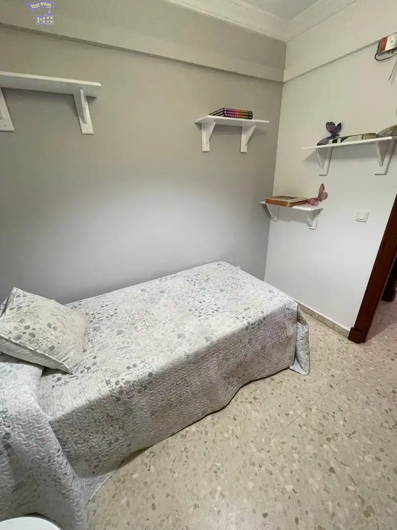 Dormitori de Casa adosada de lloguer en Arcos de la Frontera amb Aire condicionat, Terrassa i Moblat