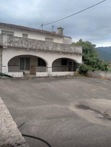 Casa-chalet en Venta en Calle Ramón y Cajal, 12 en Ador