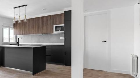 Foto 4 de Pis en venda a Calle de la Hacienda de Pavones, Vinateros, Madrid