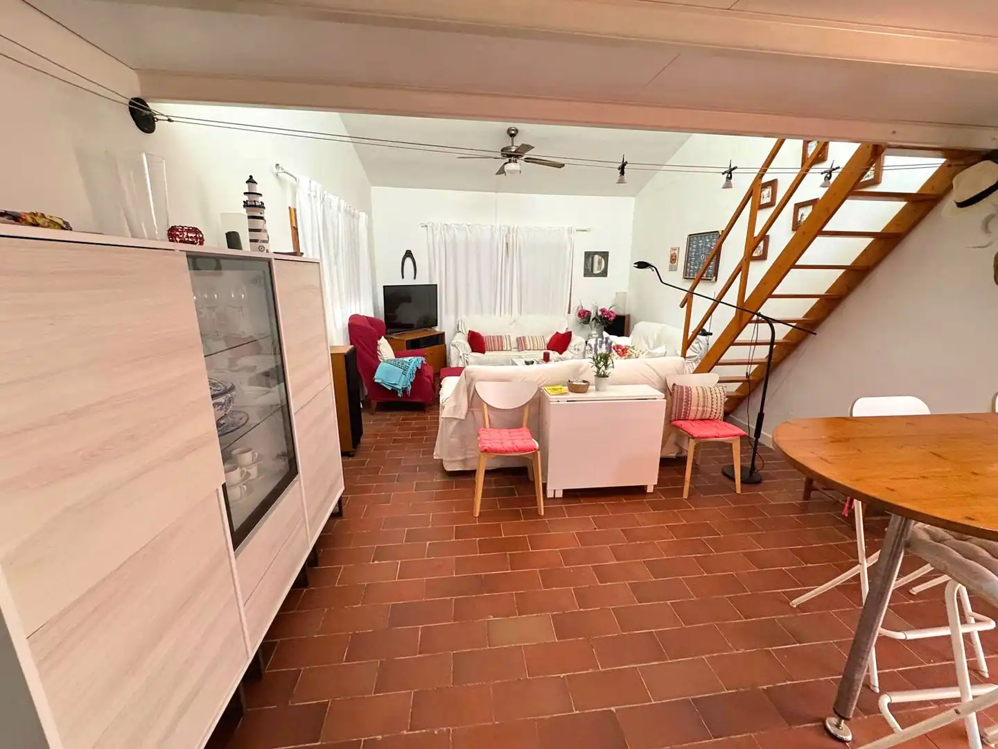 Sala d'estar de Casa adosada en venda en San Pedro del Pinatar amb Aire condicionat, Calefacció i Jardí privat