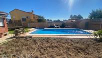 Piscina de Casa o xalet en venda en Caldes de Montbui amb Calefacció, Jardí privat i Terrassa