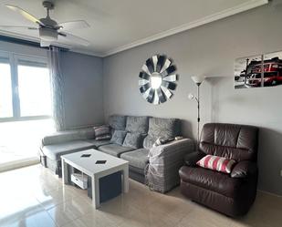 Sala d'estar de Apartament de lloguer en Ciudad Real Capital amb Aire condicionat, Calefacció i Moblat