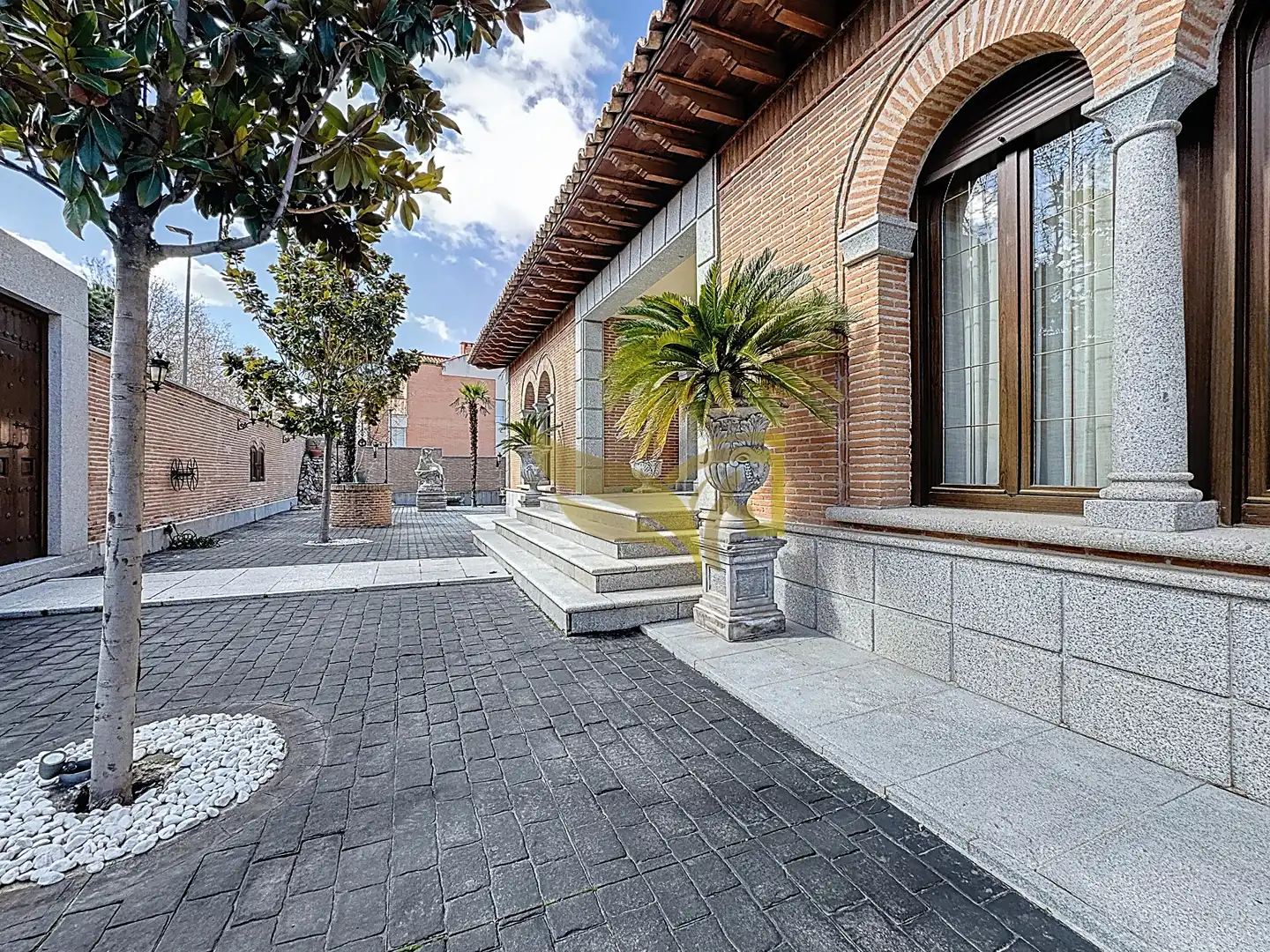 Vista exterior de Casa o chalet en venta en Aranjuez con Aire acondicionado, Calefacción y Jardín privado