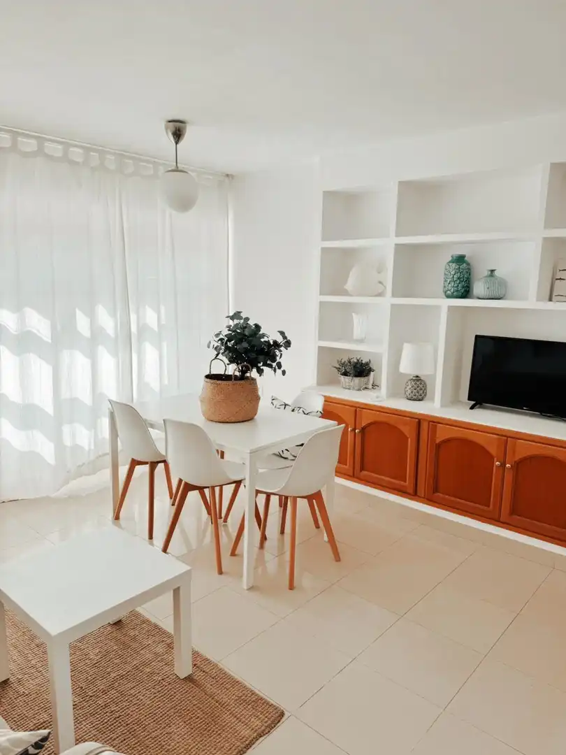 Comedor de Piso de alquiler en Alicante / Alacant con Terraza y Amueblado
