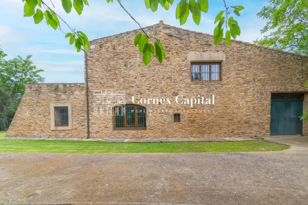 Country house with garden for sale in Forallac, imagen 3
