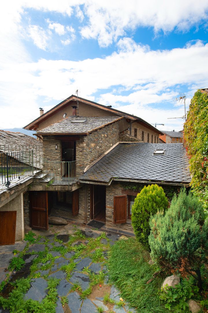 Außenansicht von Country house zum Verkauf in Bolvir mit Heizung, Privatgarten und Parkett