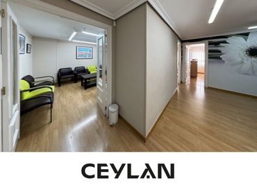 Flat with lift for sale in Avenida José Martinez González
