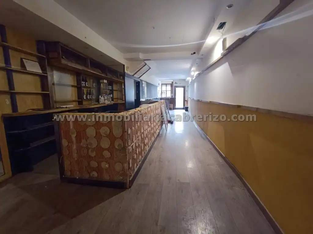 Business premises for sale in Casco Antiguo, imagen 2