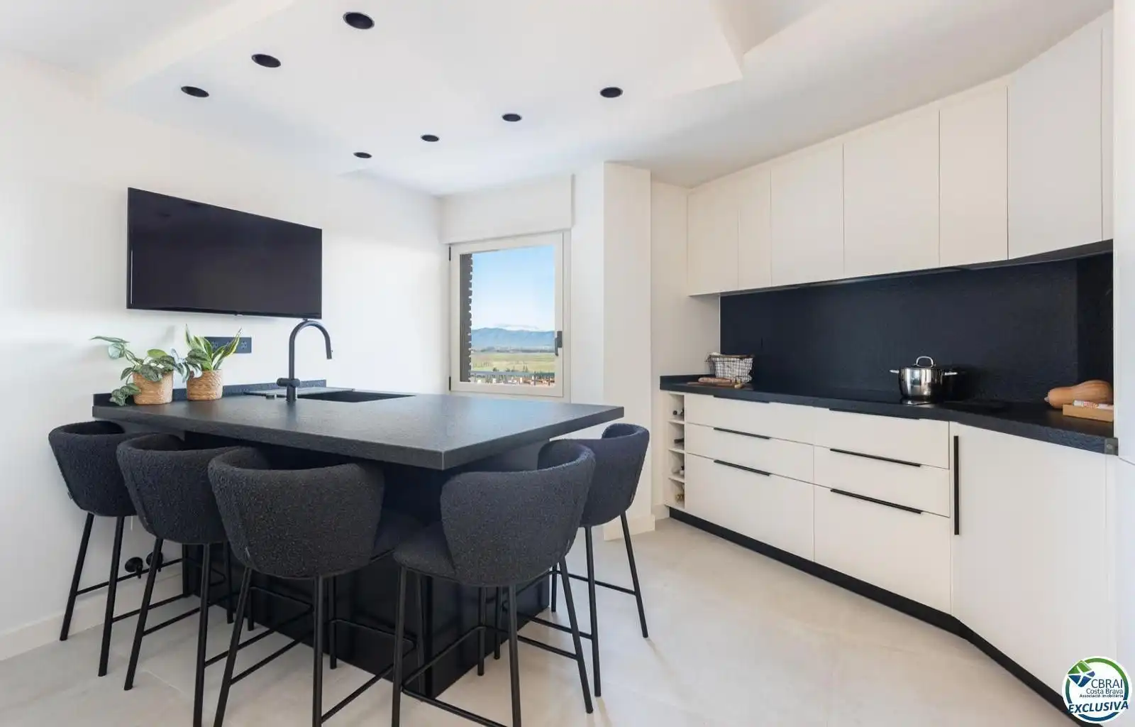 Appartamento con ascensore in vendita a Calle Salinesles