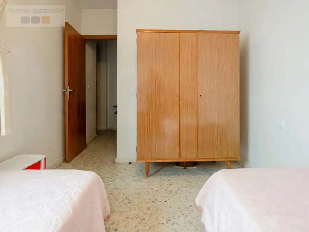 Dormitori de Edifici en venda en Córdoba
