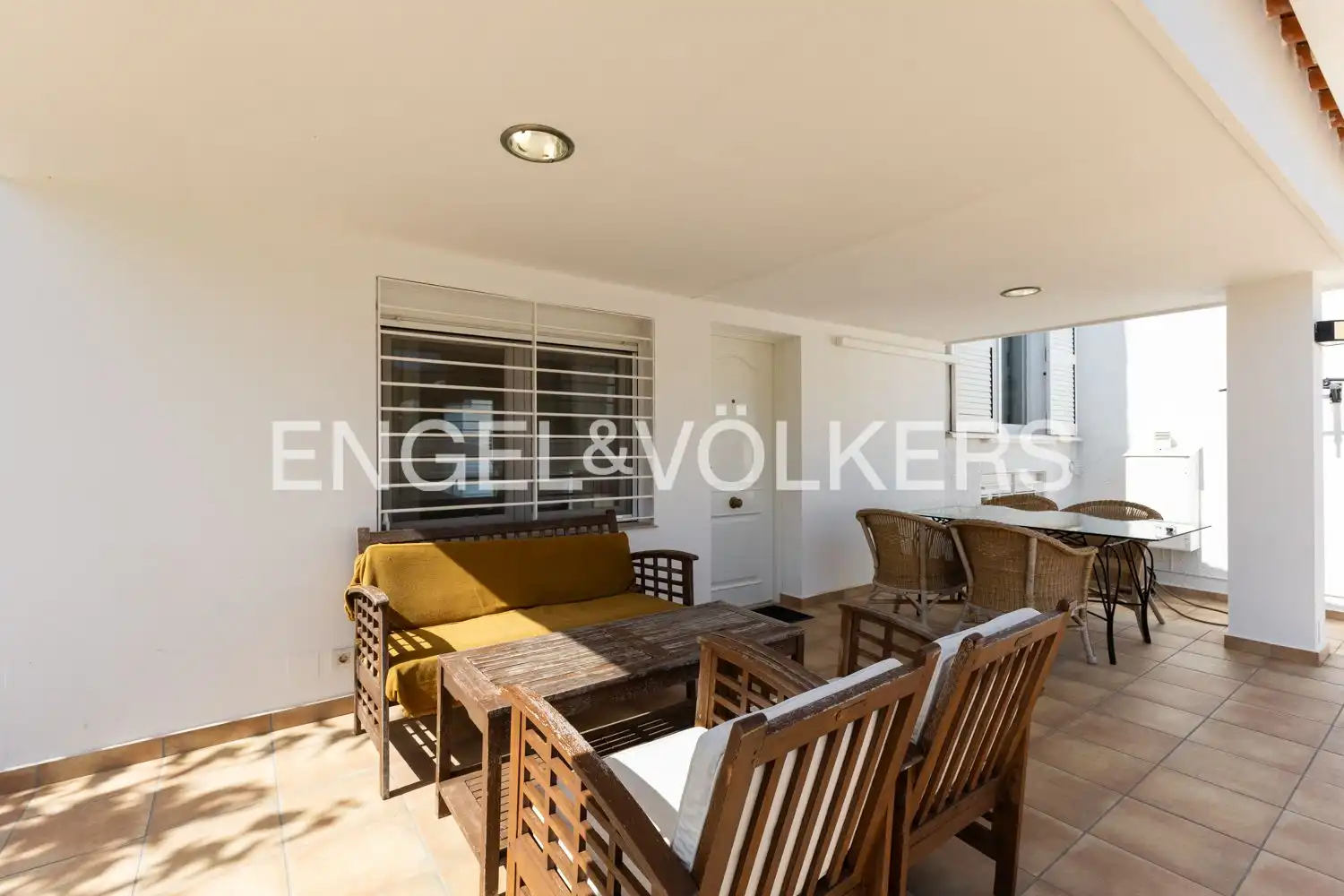 Terraza de Casa o chalet en venta en Benicasim / Benicàssim con Aire acondicionado, Calefacción y Jardín privado