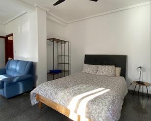 Bedroom of Apartment to share in Aldaia  with Furnished, Oven and Washing machine