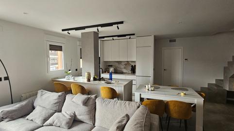 Foto 2 de Dúplex de alquiler en Infanta Mercedes, Castillejos - Cuzco,  Madrid Capital