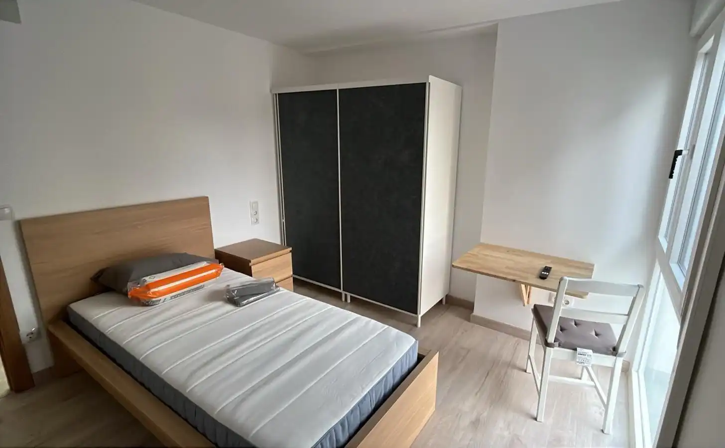 Habitación de Piso en venta en Valencia con Aire acondicionado, Calefacción y Amueblado
