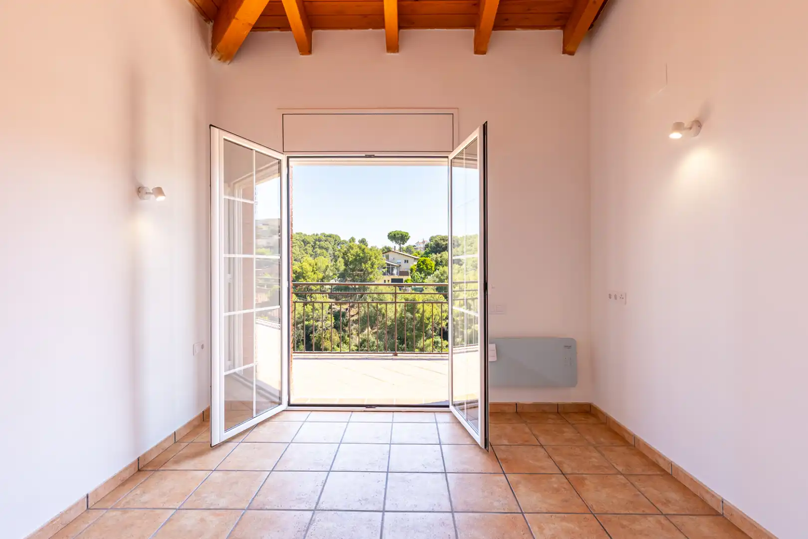 Balcony of Houses for sale in Terrassa  with Heating, Private garden and Terrace