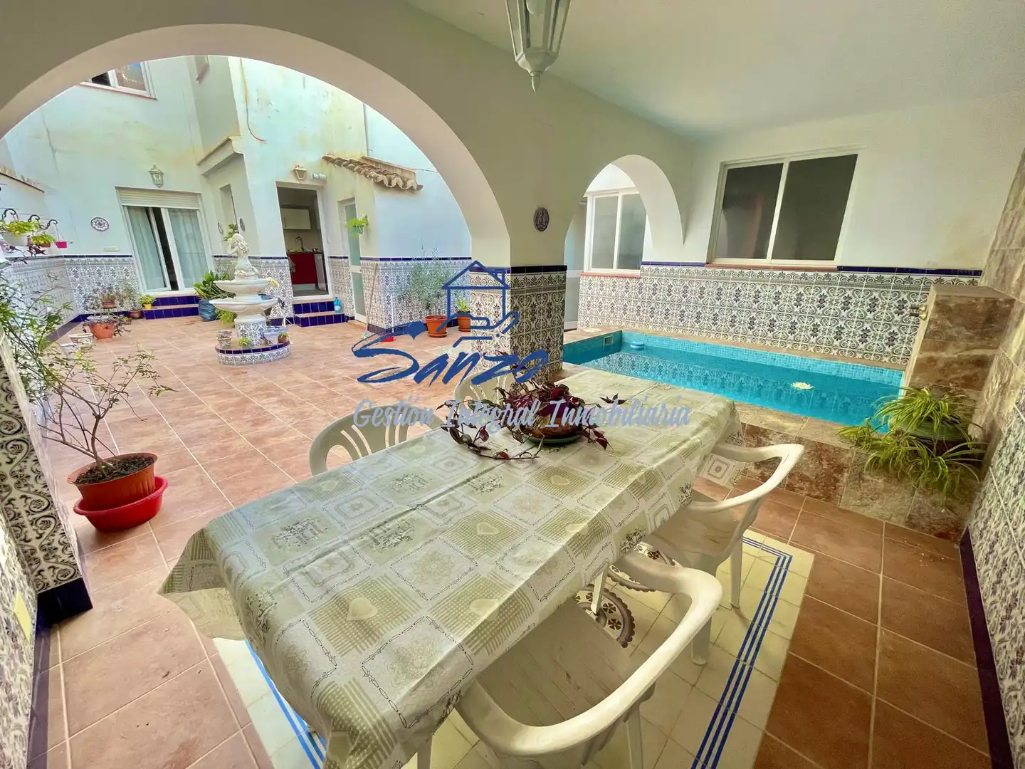 Casa amb piscina en venda a Centro, imagen 5