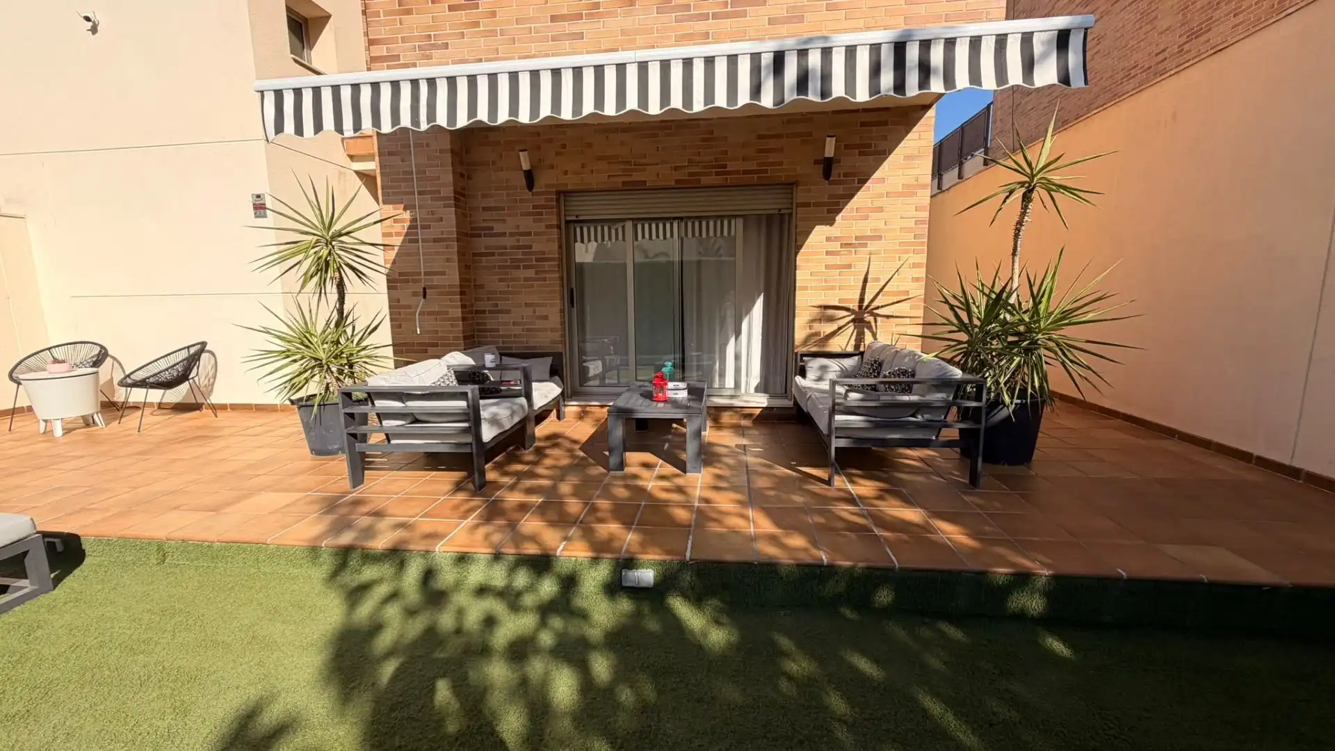 Terrassa de Casa o xalet en venda en La Alcayna