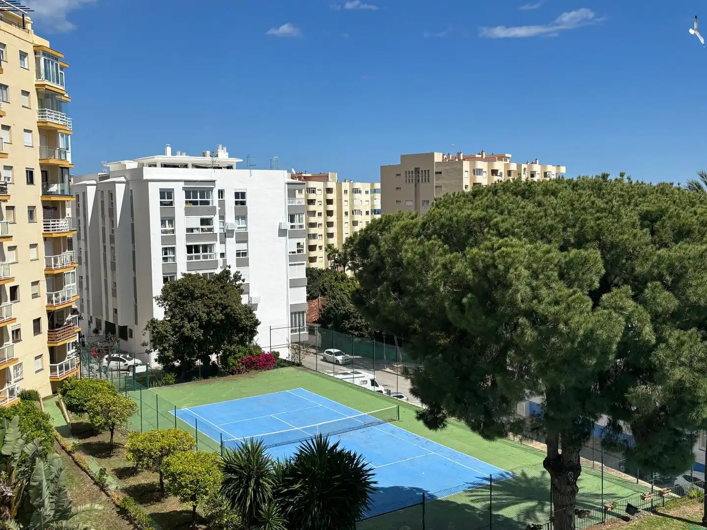 Exterior view of Apartments for sale in Estepona  with Terrace and Storage room