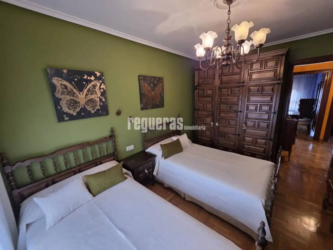 Schlafzimmer von Wohnung zur Miete in Centro