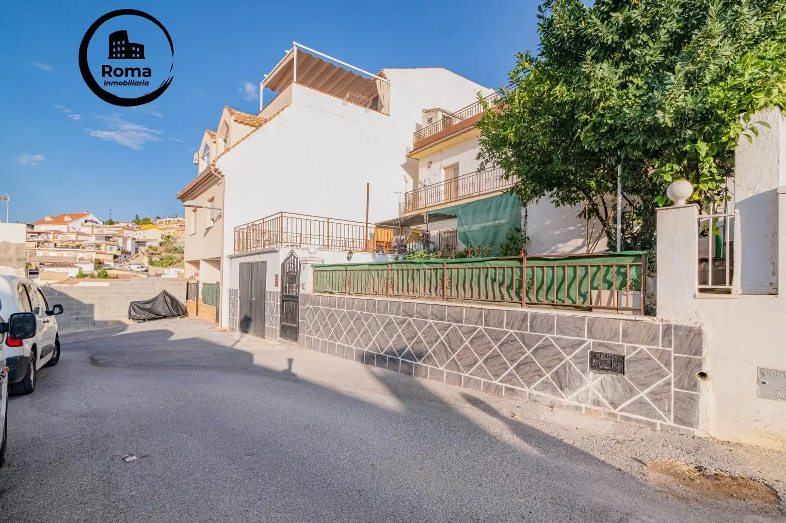 Casa amb terrassa en venda a Barrio de la Vega, imagen 2