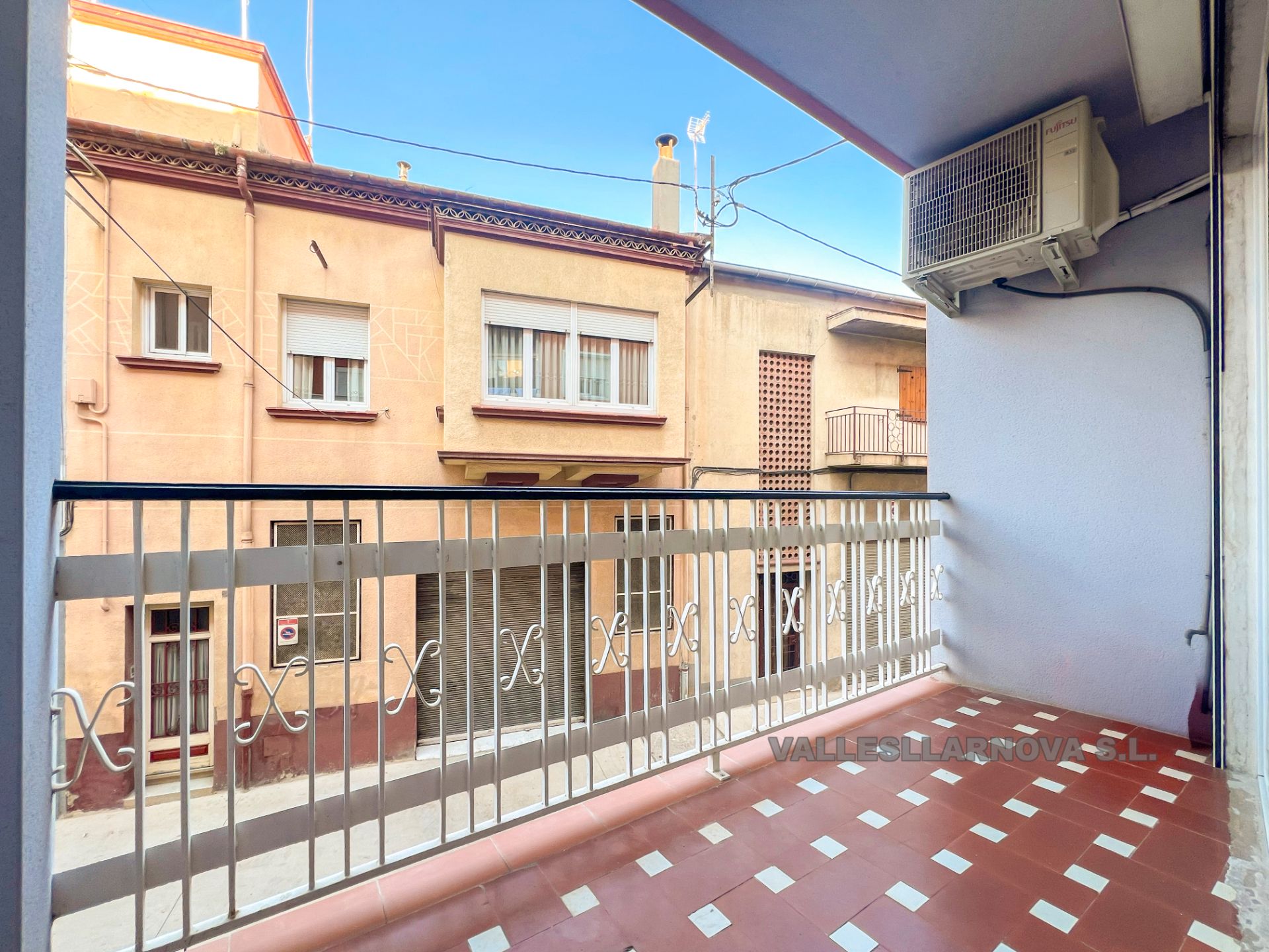 Balcony of Flat for sale in Mollet del Vallès  with Air Conditioner, Heating and Storage room