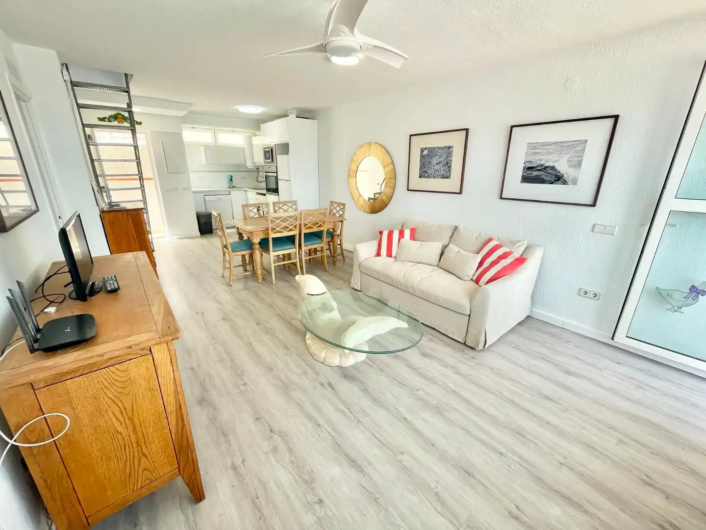 Living room of Apartments for rent in Cartagena  with Air Conditioner, Terrace and Furnished