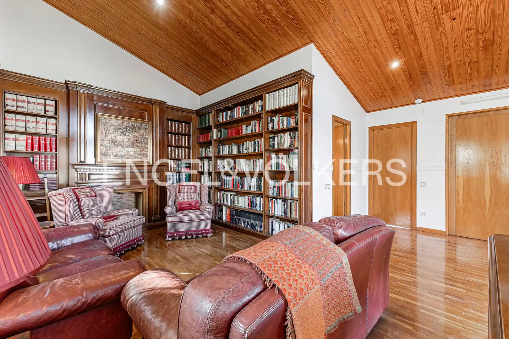 Living room of Detached homes for sale in Sant Cugat del Vallès  with Air Conditioner, Heating and Private garden