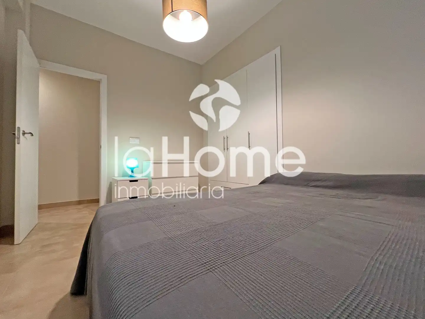 Bedroom of Flat for sale in Sueca  with Air Conditioner, Terrace and Furnished