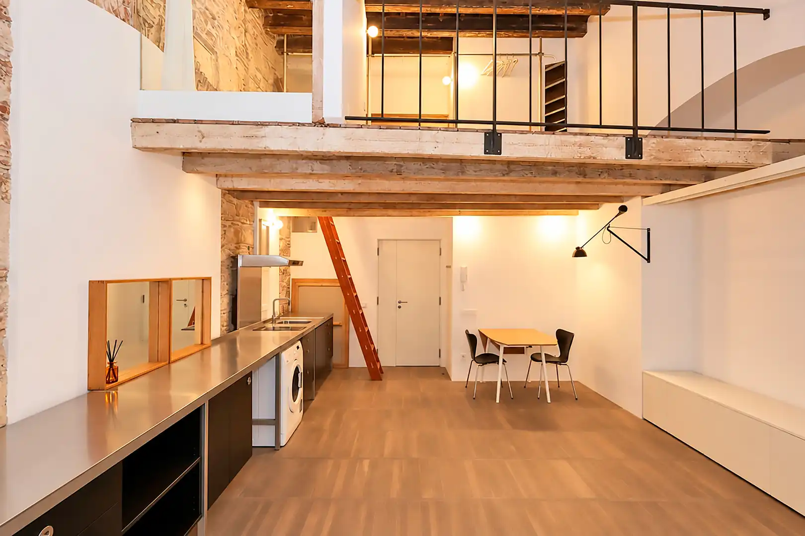 Maisonette zum Verkauf in Barcelona, Barcelona