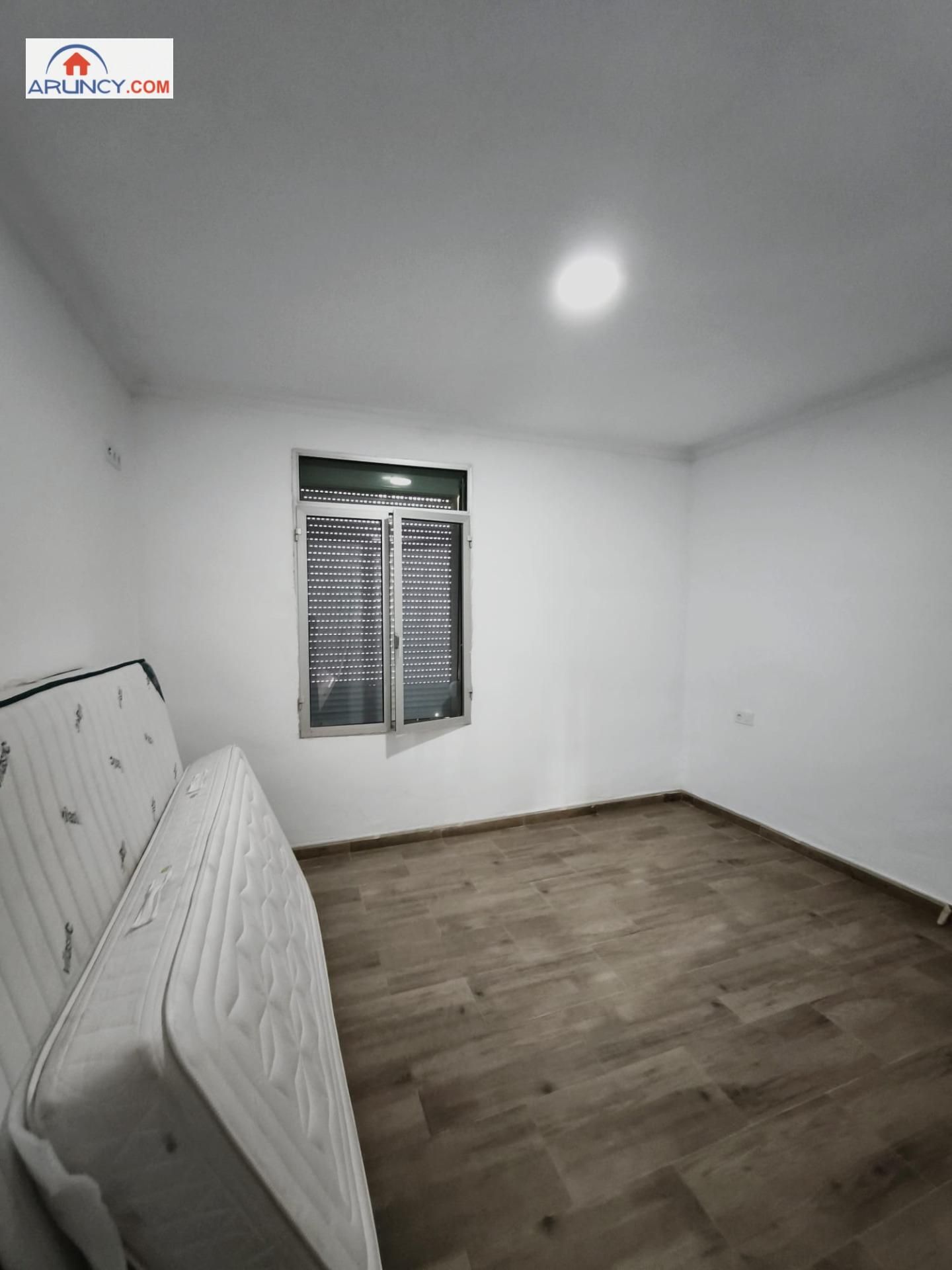 Bedroom of Flat for sale in  Sevilla Capital
