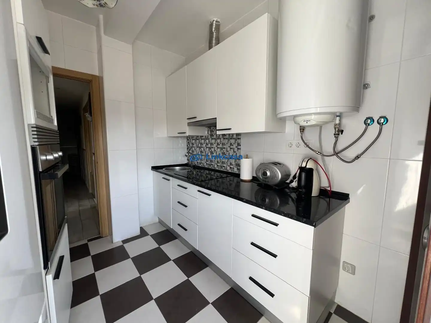 Piso en venta en Calle MAESTRO UGEDO, Escalona