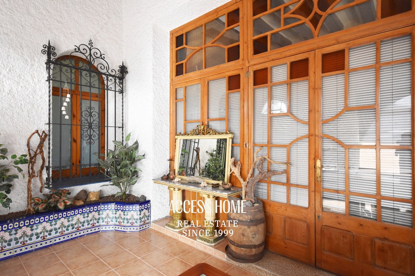 Exterior view of House or chalet for sale in Arenys de Munt  with Heating, Terrace and Storage room