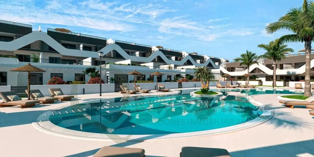Piscina de Pis en venda en L'Alfàs del Pi amb Aire condicionat, Calefacció i Jardí privat