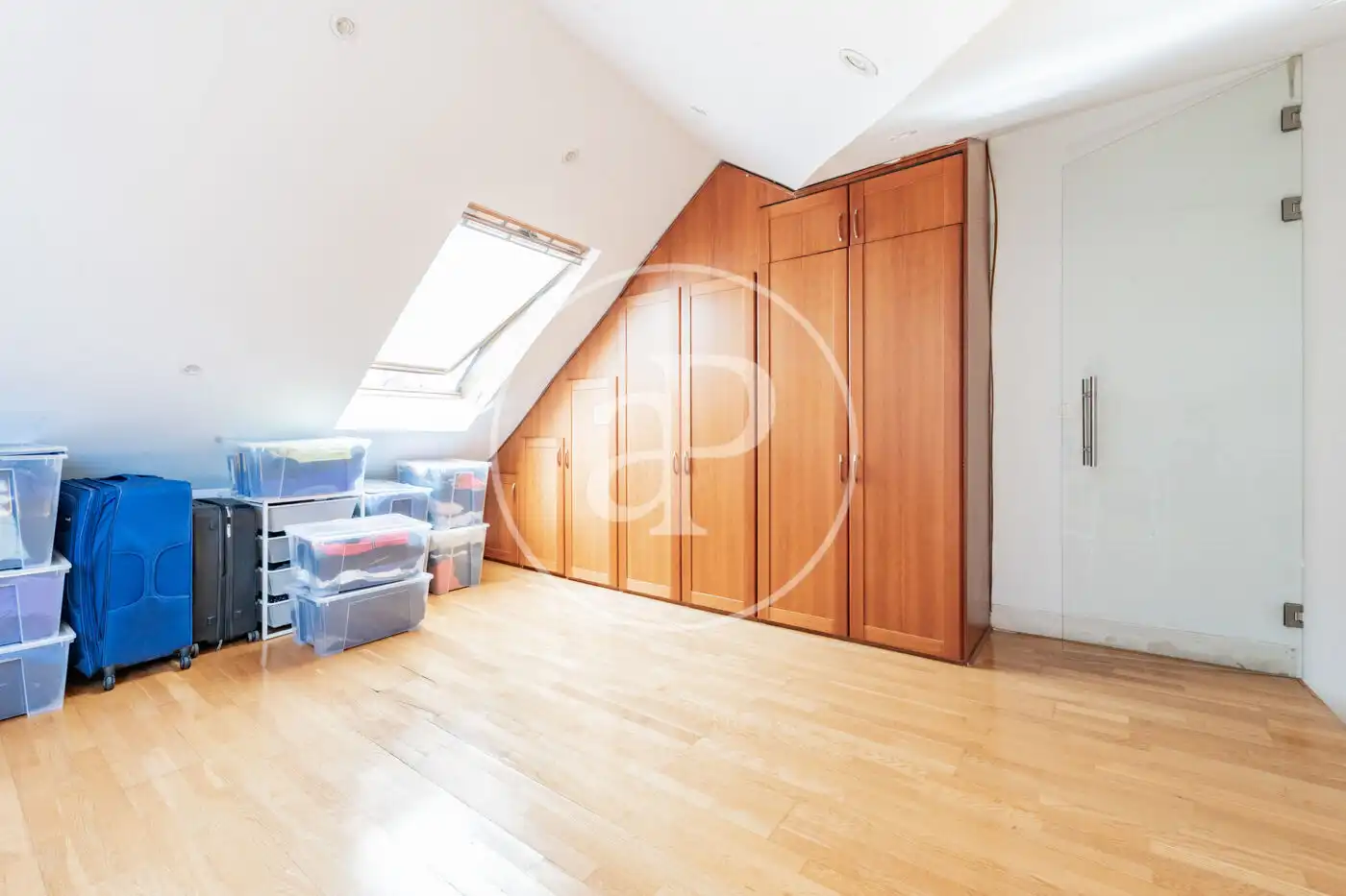 Habitación de Ático en venta en Madrid con Aire acondicionado y Terraza