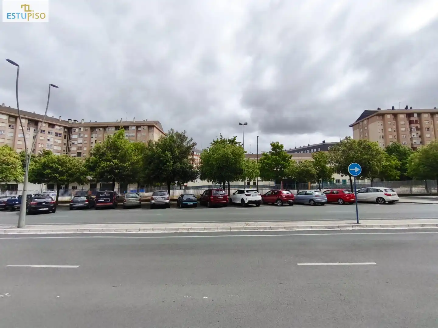 Aparcament de Pis en venda en Vitoria - Gasteiz amb Calefacció, Parquet i Traster