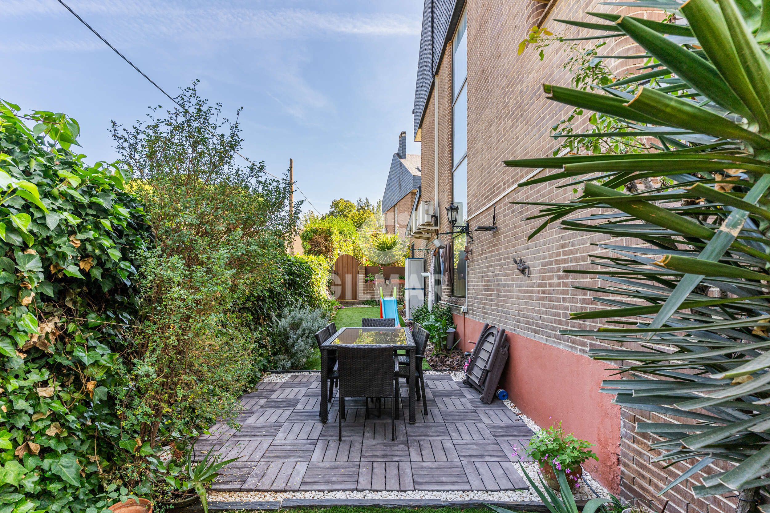 Garden of Single-family semi-detached for sale in Pozuelo de Alarcón  with Heating, Private garden and Swimming Pool