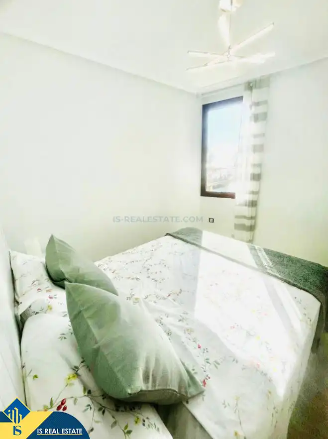 Habitación de Apartamento de alquiler en Torrevieja con Calefacción, Terraza y Amueblado