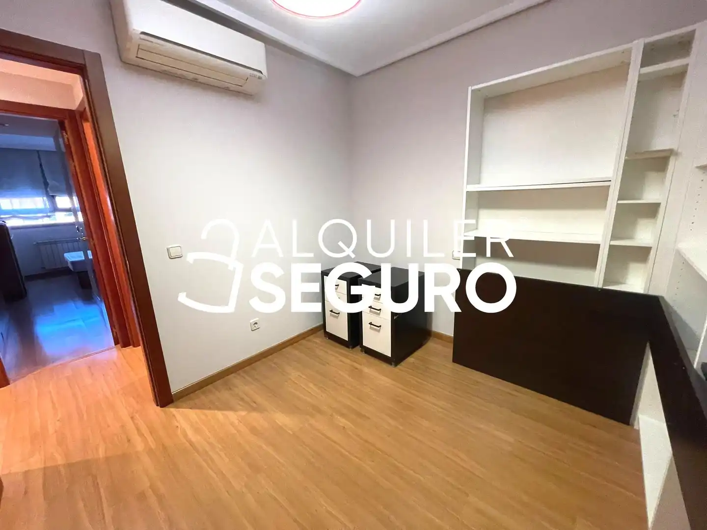 Bedroom of Flat for rent in Ciudad Lineal