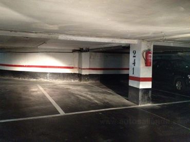 Place de parking individuelle avec ascenseur à vendre à Calle Nicolás Alcorta 1