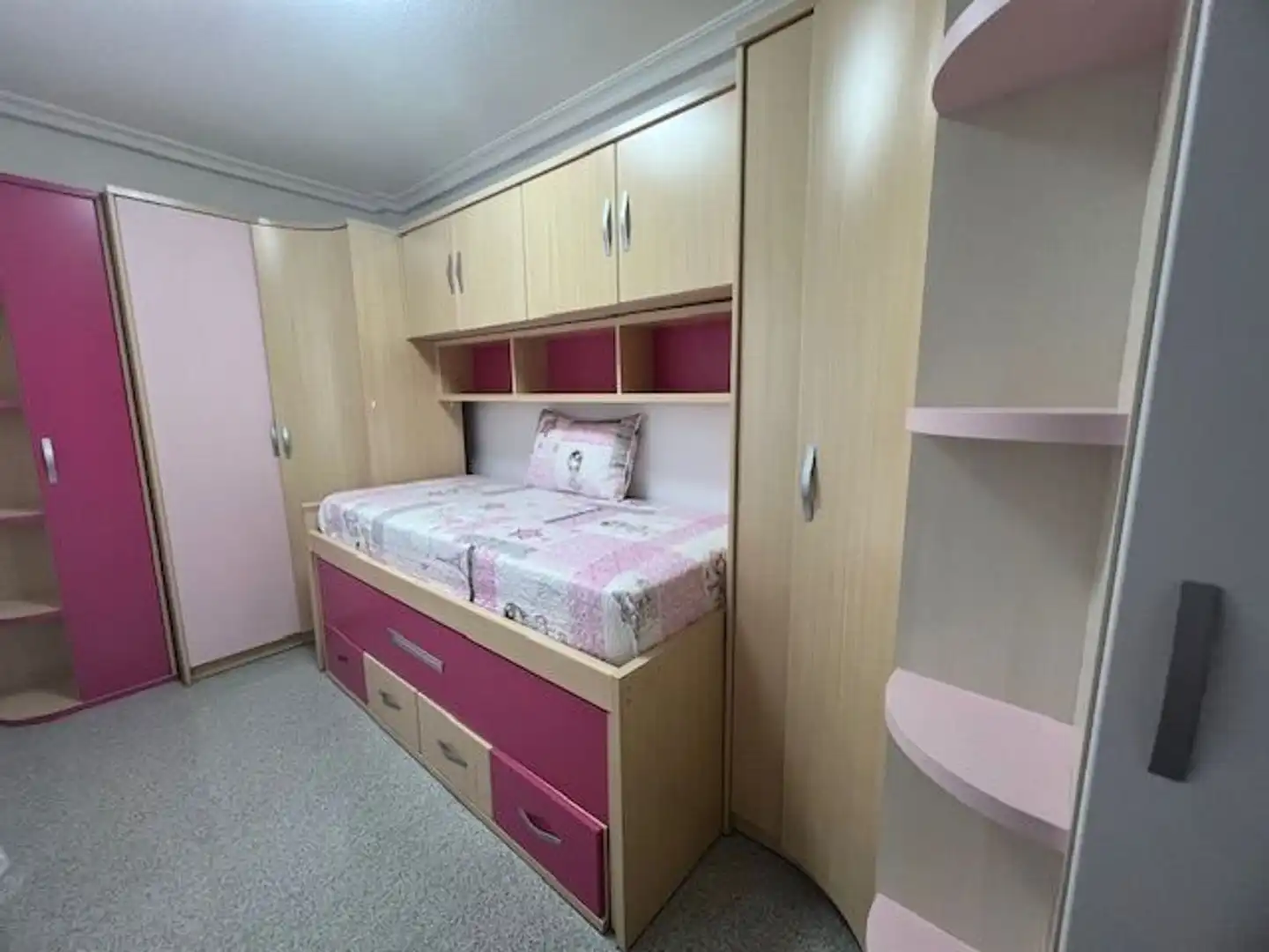 Flat with lift to rent in Avenida Primero de Mayo 94, imagen 41