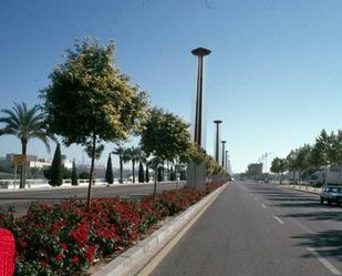 Exterior view of Premises to rent in  Sevilla Capital  with Air Conditioner