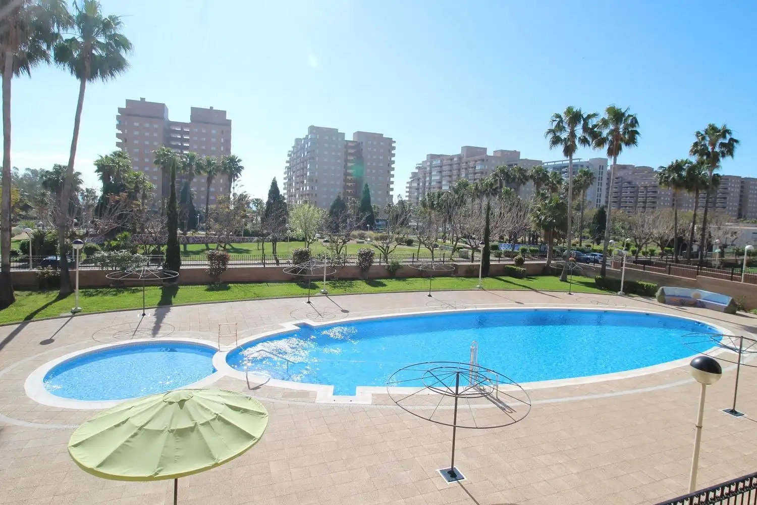 Piscina de Apartamento en venta en Oropesa del Mar / Orpesa con Aire acondicionado, Jardín privado y Terraza