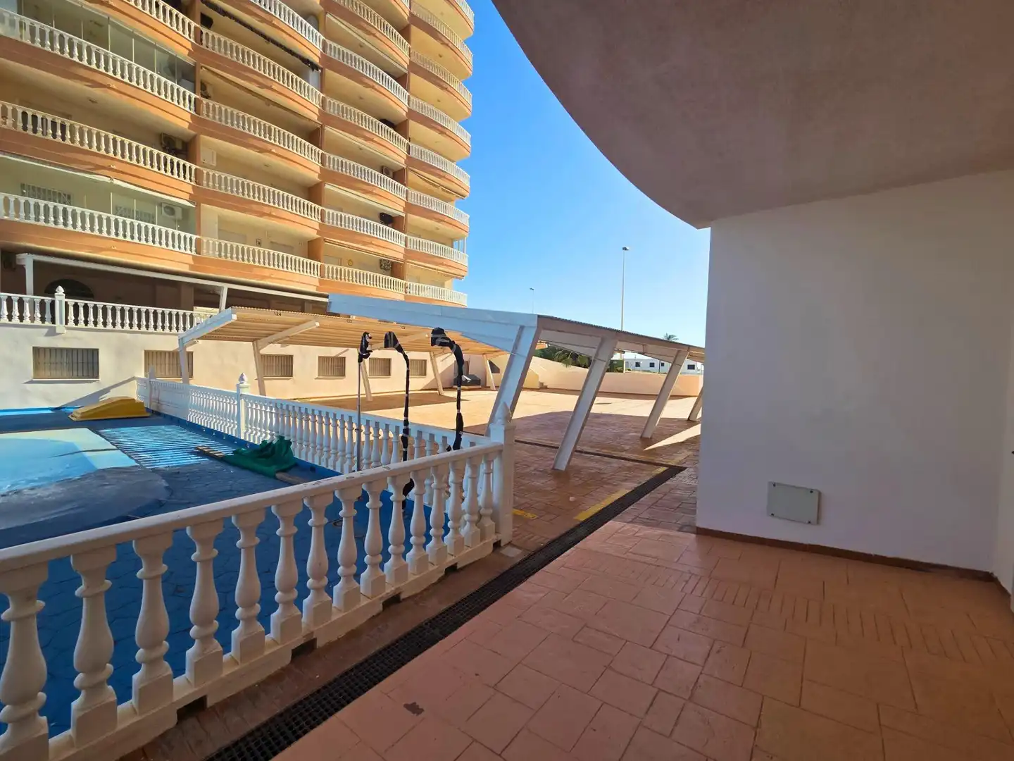 Terrasse von Wohnung zum Verkauf in La Manga del Mar Menor mit Klimaanlage, Heizung und Terrasse