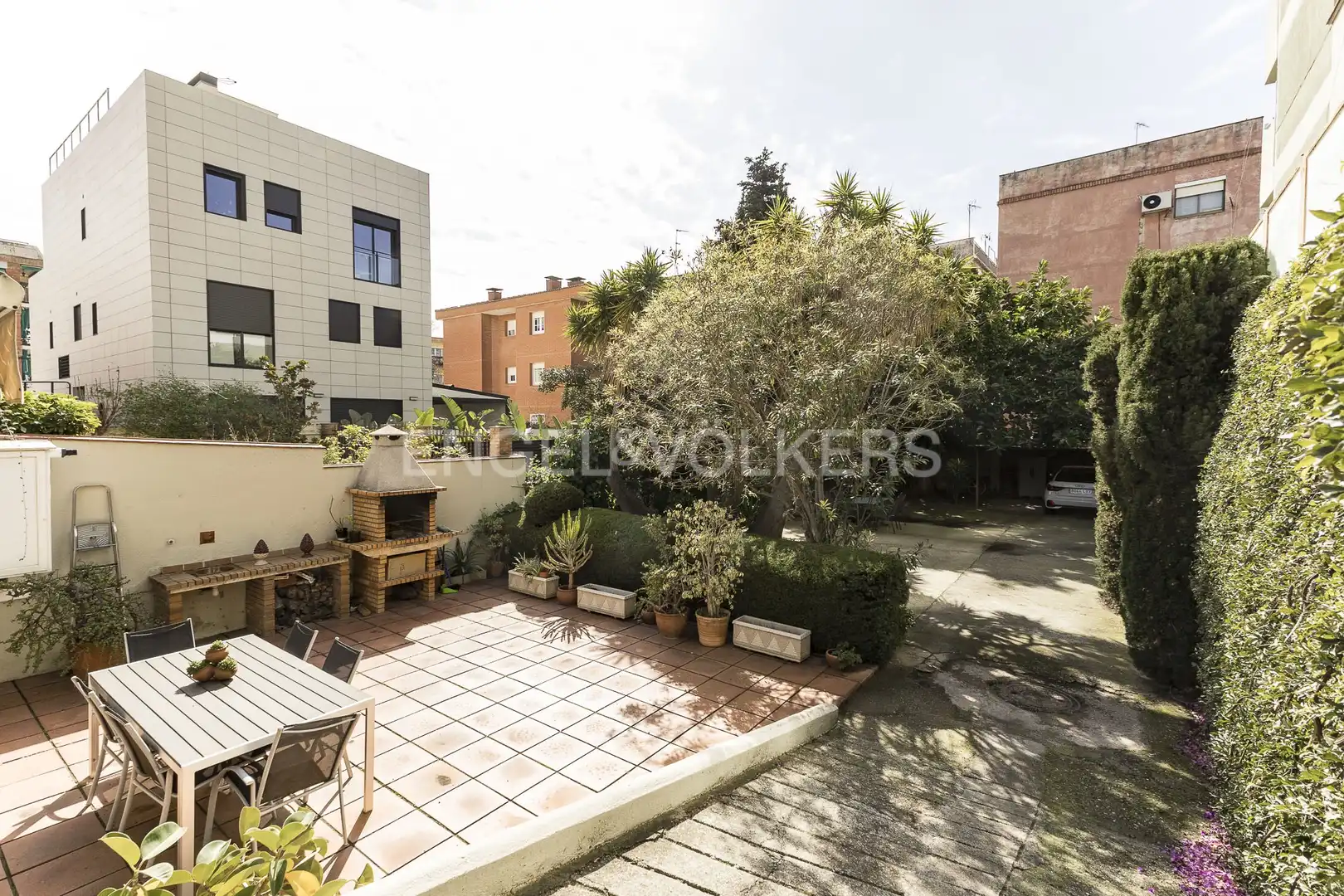 Vista exterior de Casa o chalet en venta en Barcelona con Calefacción, Jardín privado y Terraza