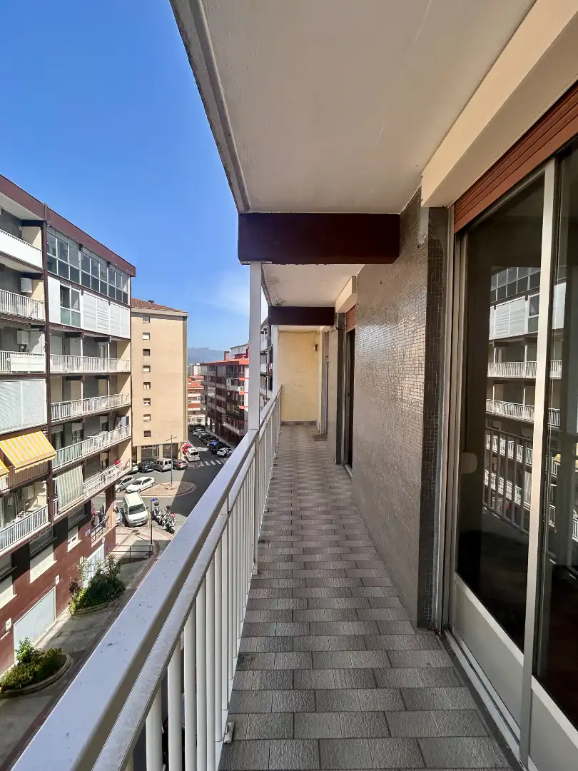 Flat with terrace for sale in Beraun - Pontika, imagen 28