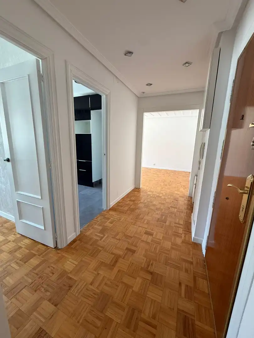 Piso en venta en Burgos con Calefacción y Terraza